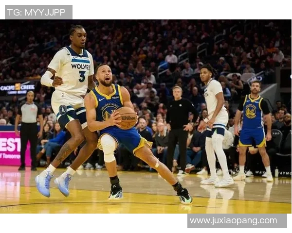 勇士与太阳激战终审：最后两分钟三次执裁失误，勇士连续受损，库里力挽狂澜险取胜利