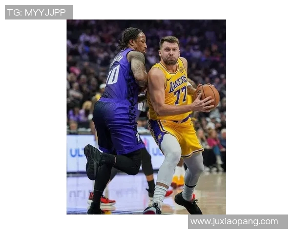 三节40分末节仅2分！东契奇42+8+7+4断吞里程悲三分+防守差到极致